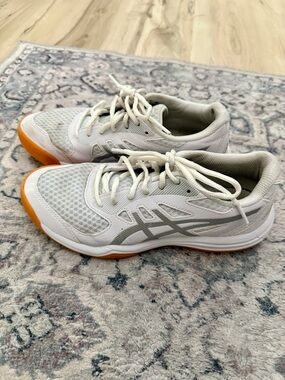 Asics White Gray Athletic Shoes with Orange Soles